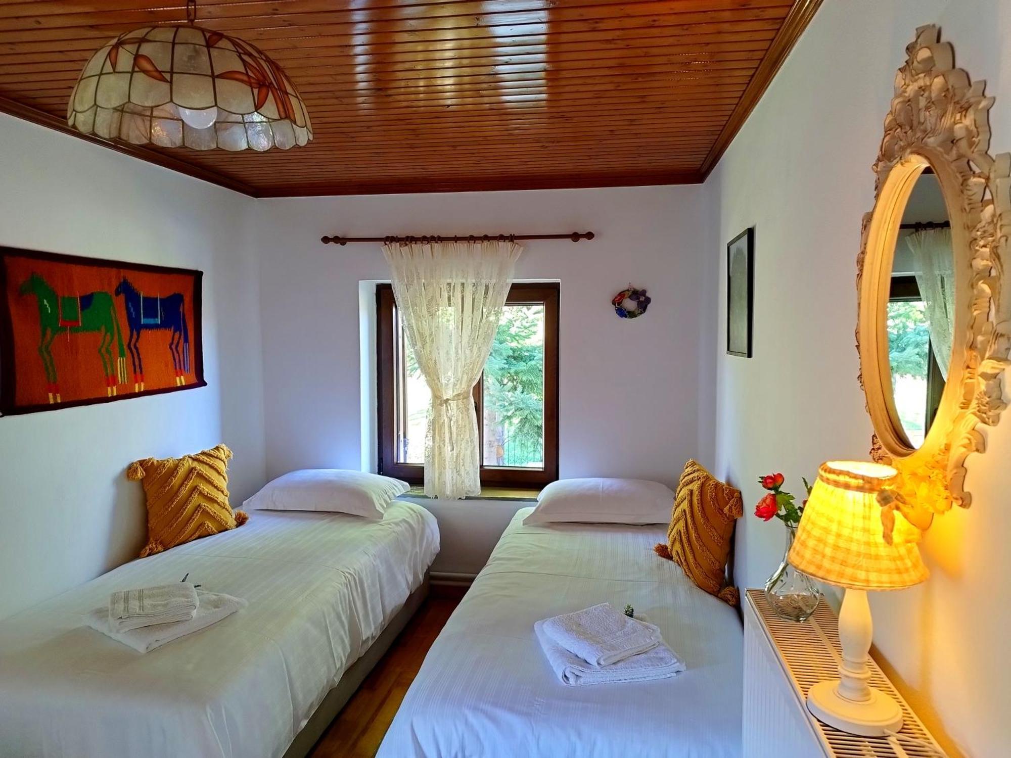 Cosy Lake House, Μια Ανάσα Πριν Τη Λίμνη Kalivia  Экстерьер фото